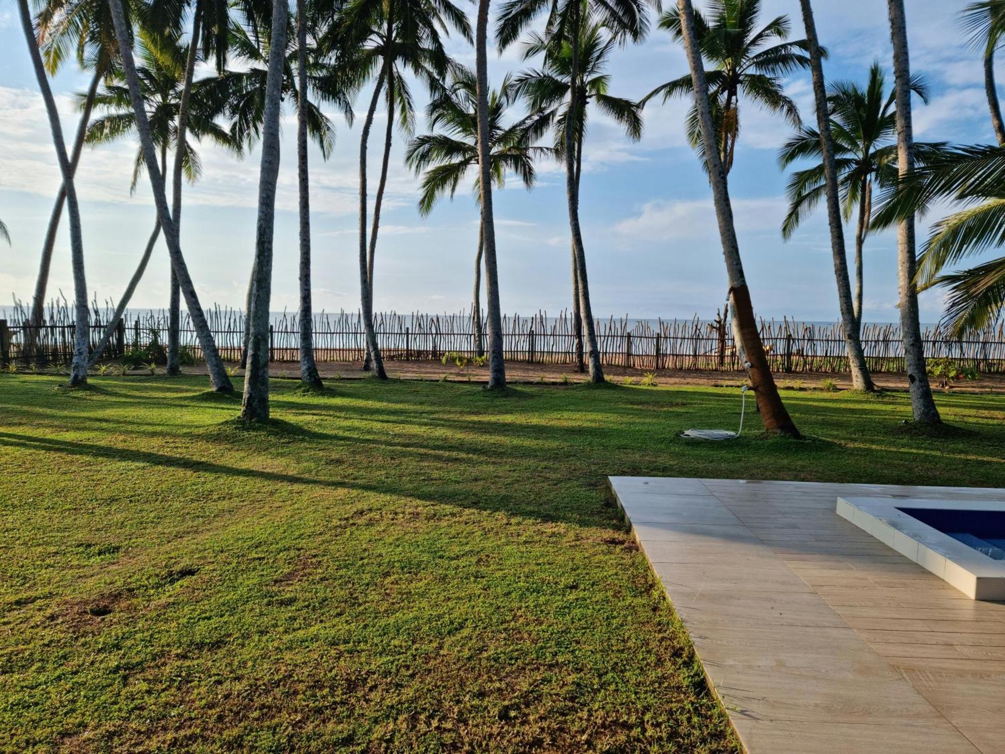 Arhimser Villa-Superb 4 Bedroom Beachfront For 8 In Ranna, Tangalle, Bb, Pool, Free Pick Up For 7 Night Stays Arriving Together, Serviced, Taxes Included Eksteriør bilde